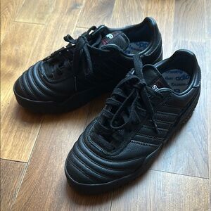 Alexander Wang Black Sneakers with Ribbed Texture and Streamlined Design